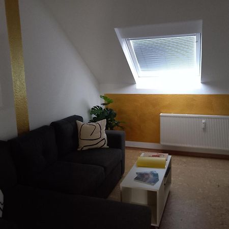 Ferienwohnung Im Roten Haus, Die Therme Ist Fusslaeufig In Wenigen Minuten Erreichbar 巴特埃姆斯 外观 照片